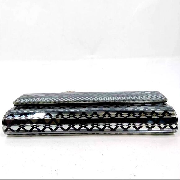 Auth Jimmy Choo Black & Clear Diamond Print Acrylic Sweetie Clutch Silver Chain - Picture 6 of 12